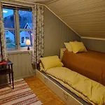 House At The Farm! *